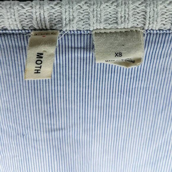 Moth Blouse Soft Knit Pinstriped Long Sleeve V-Neck Blue White Size XS - Picture 5 of 8